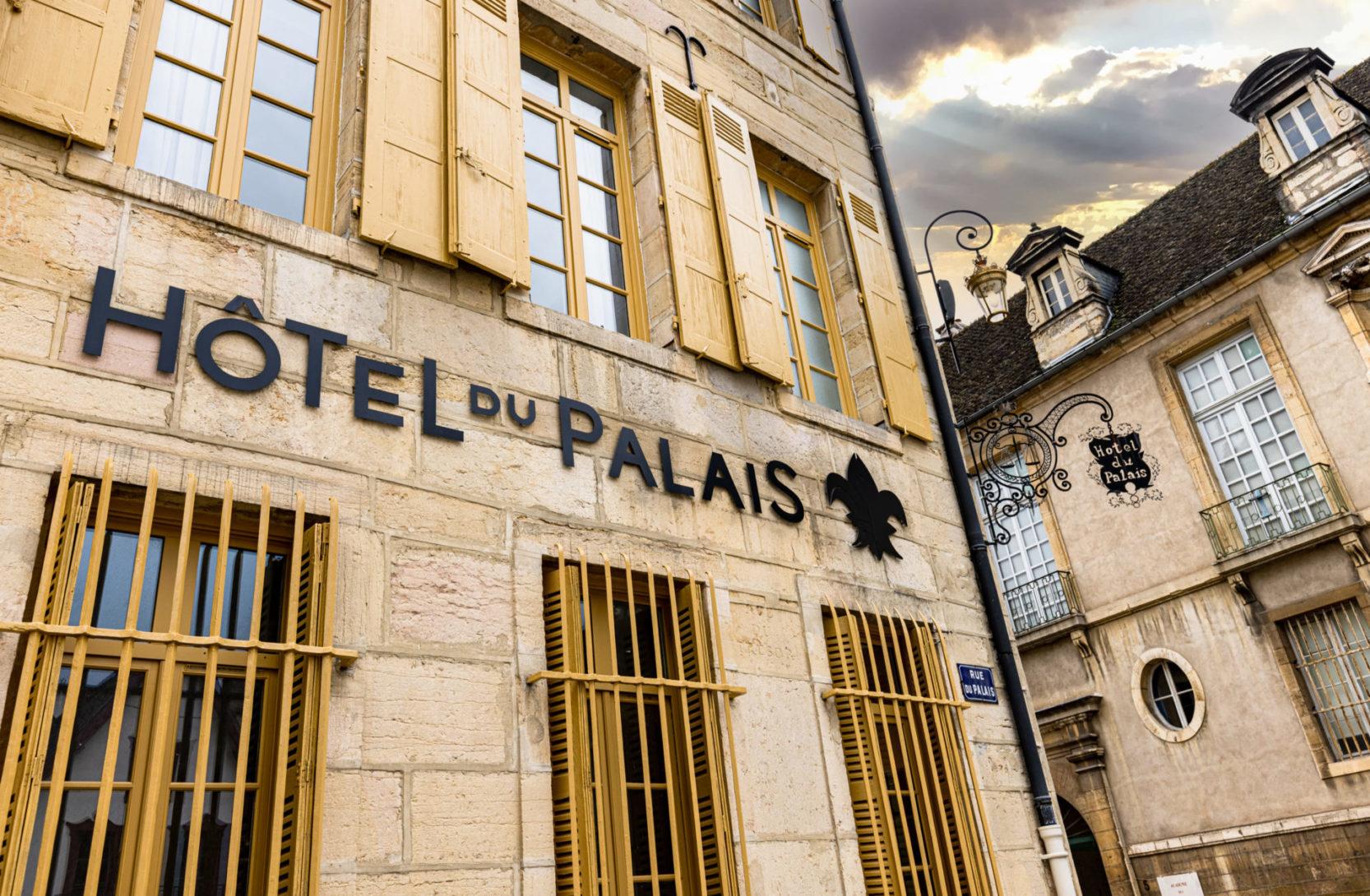 Hotel Du Palais Dijon Bagian luar foto
